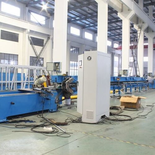 可靠久進(jìn)五金機(jī)械廠 硬質(zhì)快速卷簾門(mén)與成型機(jī)的卓越制造，讓五金鋼材應(yīng)用更安心